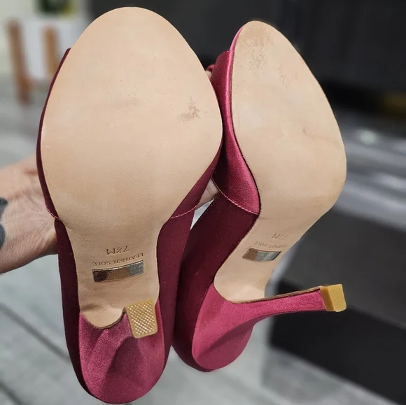 Badgley Mischka Heels - Picture 5 of 7